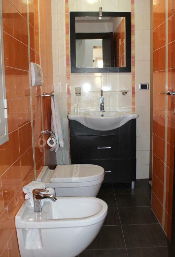 Two Face Apartman Szirakúza Kültér fotó
